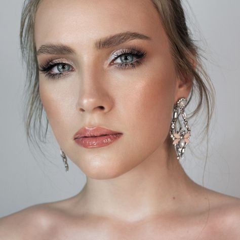 - Make Me Bridal Artist: Kate Makhlai makeup artist. #classic #glamorous Bold Bridal Makeup For Blue Eyes, Edgy Bridal Makeup, Blonde Blue Eye Bridal Makeup, Bold Lip Bridal Makeup, Ethereal Wedding Makeup Blue Eyes, Wedding Makeup Bold Lip The Bride, Working With People, Edgy Bridal, Blue Bride