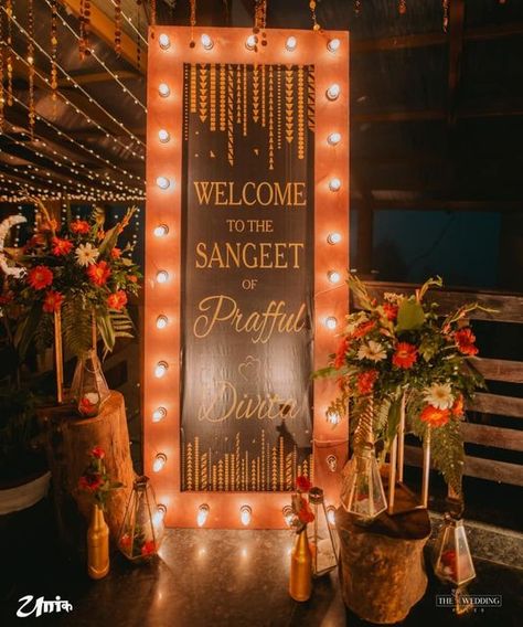 Black And Gold Sangeet Decor, Gold Sangeet Decor, Mehendi Ideas, Sangeet Decor, Sangeet Night, Desi Wedding Decor, Entry Decor, Welcome Boards, Luxury Weddings