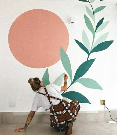 Hand Painted Leaves On Wall, Diy Outdoor Mural, Diy Mural Wall Paintings Easy, Bathroom Wall Painting Ideas, Boho Wall Murals Painted, Simple Wall Murals, Stairs Wall Design, Fake Wallpaper, Leaf Mural