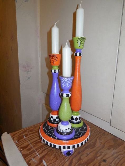 Halloween Centerpiece Ideas, Spooky Halloween Candles, Halloween Centerpieces, Halloween Candlesticks, Wood Candlesticks, Spindle Crafts, Painted Candlesticks, Dollar Tree Halloween, Halloween Props Diy