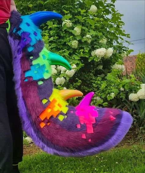 Unique Fursuit Species, Cccats Fursuit, Fursuit Wings, Fursuit Teeth, Fursuit Accessories, Tail Ideas, Unique Fursuits, Fursuit Making, Fursona Ideas