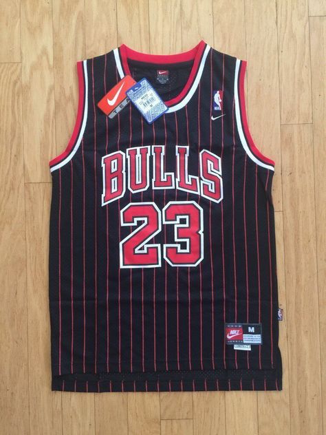 Chicago Bulls Outfit, 23 Michael Jordan, 23 Jordan, Retro Nba, Michael Jordan Jersey, Bulls Shirt, Jordan Jersey, Nba Outfit, Jordan Basketball