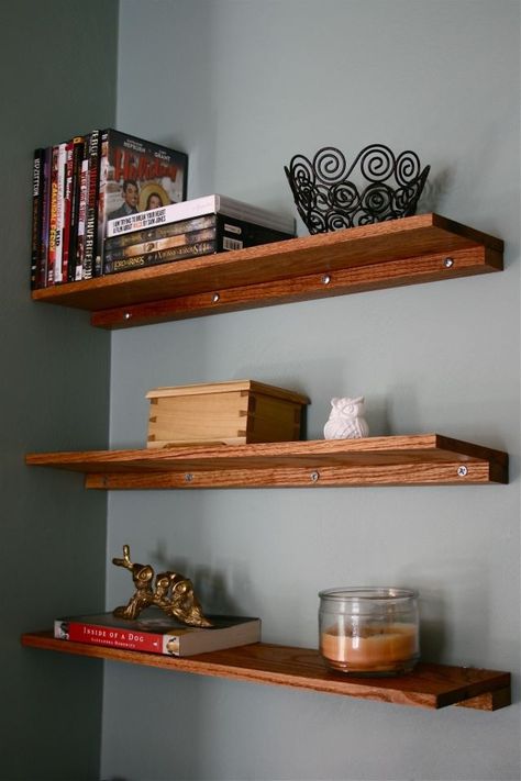 Diy Display Shelf, Wall Shelf Display, Pallet Wood Shelves, Diy Wood Wall, Diy Wall Shelves, Wall Shelves Design, Oak Shelves, Pallet Shelves, Floating Shelves Diy