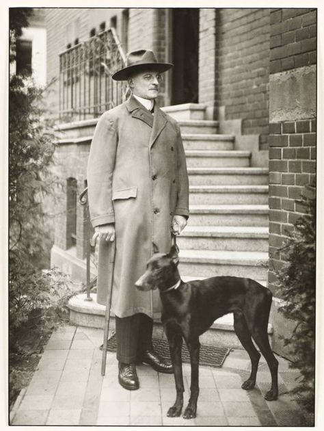 August Sander (17 November 1876 – 20 April 1964) was a German portrait and documentary photographer. Camera Lucida, Man And His Dog, Roland Barthes, August Sander, Classic Portraits, History Of Photography, Documentary Photographers, Old Dogs, Vintage Portraits