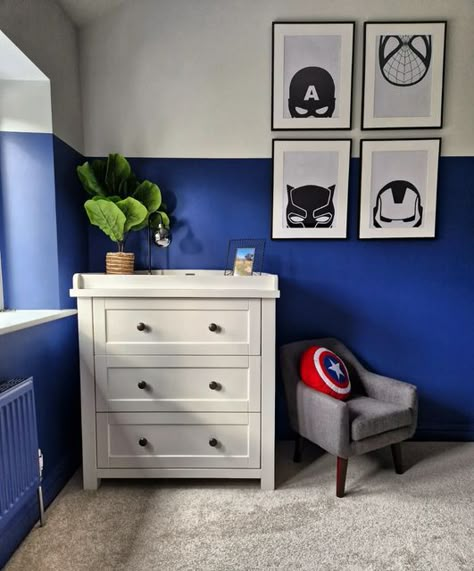 Superhero Bedroom Boys, Modern Marvel Bedroom, Marvel Themed Nursery, Kids Marvel Bedroom, Toddler Boy Superhero Bedroom, Kids Spiderman Bedroom, Spidey Bedroom Ideas, Subtle Superhero Bedroom, Spider Man Boys Room