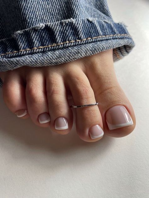 Pedicure Styles, Futuristic Nails, Red Pedicure, 2024 Colors, Nail 2024, French Pedicure, Pedicure Colors, Cute Toe Nails, Toenail Polish