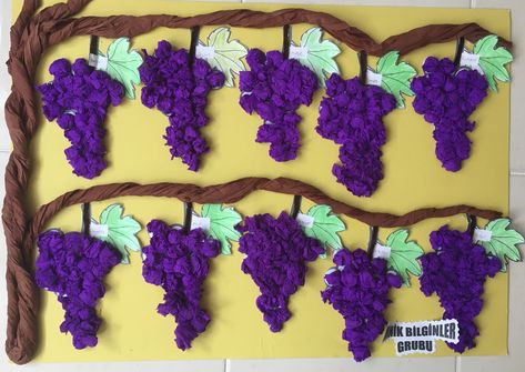 Grapes Crafts For Kids, Grapes Craft, School Kids Activities, Flower Crafts Kids, Babysitting Crafts, Dramatic Play Preschool, Fall Arts And Crafts, Bible School Crafts, Christian Crafts