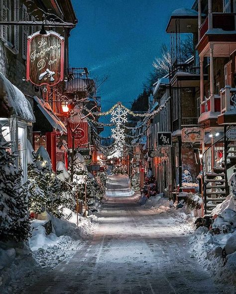 This Neighborhood in Canada Looks Like Something Straight Out of a Holiday Movie | Travel + Leisure Snow Images, Winter Szenen, Winter Photos, Winter Scenery, Holiday Movie, Winter Beauty, Snow Scenes, Quebec City, Winter Pictures