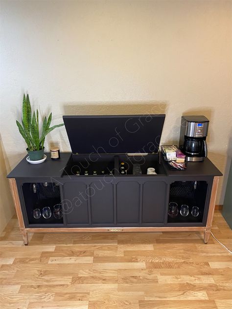 Refurbish Ideas, Antique Furniture Makeover, Record Player Cabinet, Coffee/wine Bar, Up Cycled Furniture, Stereo Console, Stereo Cabinet, Beverage Bar, Wine Bar Cabinet