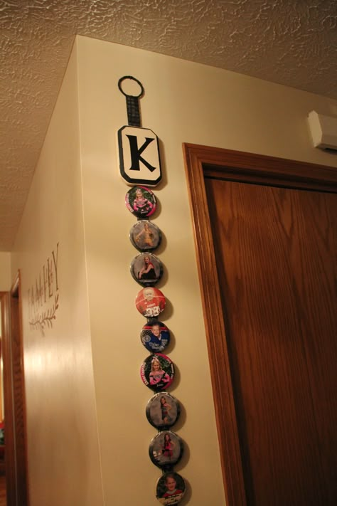 An idea to use the sports buttons from the kids activities, gotta dig them out of their memory crates! OMG I WAS JUST WONDERING WHAT TO DO WITH ALL NICKS PINS I GOTTA TAKE DOWN OFF HIS CURTAIN IN HIS ROOM...THANKS D FOR THE IDEA Kids Sports Pictures, Award Wall, Graduation Party Picture Display, Monogram Projects, Sports Pictures Display, Sport Display, Graduation Party Pictures, Baseball Practice, Photo Crafts