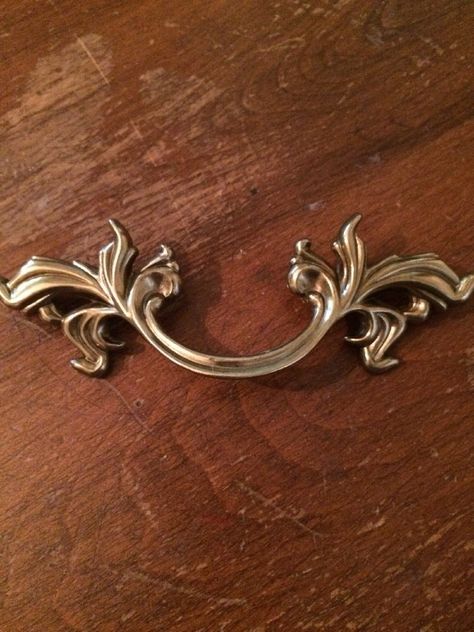 VINTAGE LOOK Belwith Brass French Provincial Drawer Pull Gold Detail NEW - $6.75. I am selling individual French Provincial Pulls. These pulls are new and made of Brass. They have 3" space from screw hole to screw hole. The overall measurements are 6" (Lengh) x 2" (Height) x 1" (Depth) 272335862015 Black French Provincial, Provincial Kitchen, Furniture Hardware Drawer Pulls, French Provincial Drawer Pulls, Brass Kitchen Hardware, Iron Drawer Pulls, French Provincial Furniture, Cabinet Drawer Handles, Dresser Drawer Pulls