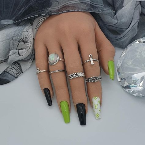 Lime Green And Black Nails Design, Lime Green And Black Nails, Lime Nails, White French Nails, Black Nail Designs, Nails Desing, Nails Coffin, Black N White, Green Nails