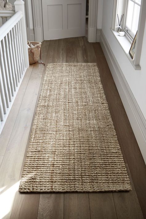 Jute Rug Runner, Jute Runner, Hall Runner, Hallway Designs, Deco Nature, Hall Rugs, Hallway Runner Rug, Rug Gallery, Stair Runner Carpet