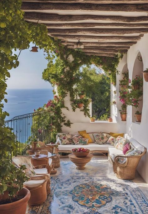 Coastal Italian Interior Design, Amalfi Coast Homes, Amalfi Home Decor, House In Sicily, Italian House By The Sea, Italian Home Architecture, Italian Houses Interior Design, Traditional Italian Interior Design, Italian Traditional House