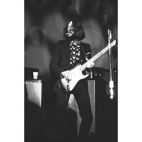 Bernard Jenkins on Instagram: “#ericclapton playing with #delaneybonnieandfriends Fillmore West, San Francisco, CA. February 1970 Photo by Joel Axelrad who was 15 years…” Cream Eric Clapton, Eric Clapton Slowhand, Jack Bruce, Guitar Guy, The Yardbirds, Wallpaper For Iphone, Rock N Roll Music, Blues Music, Eric Clapton