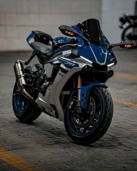 R1 Bike, R1 Yamaha, Pink Motorcycle, Blue Motorcycle, Мотоциклы Cafe Racers, Motorcross Bike, Yamaha Bikes, Urban Cycling, Motorcycle Aesthetic