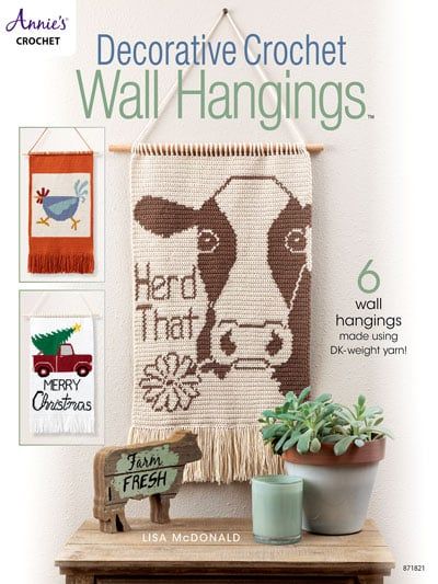 Cow Wall Hanging Decor, Wall Crochet Hanging, Free Crochet Wall Hanging Patterns, Crochet Door Hanging, Crochet Art Wall, Crochet Wall Hanging Pattern, Funky Wall Decor, Wall Flags, Japanese Crochet Patterns