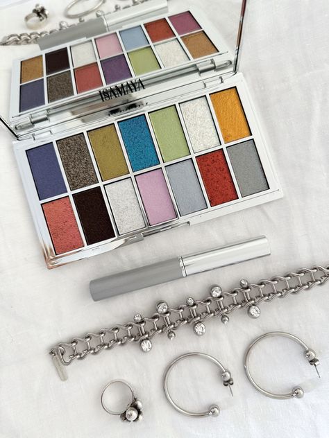 Isamaya Industrial Palette, Isamaya Beauty Palette, Isamaya Eyeshadow, Isamaya Industrial 2.0, Isamaya Palette, Justine Clenquet Jewelry, Margiela Makeup, Makeup Depotting, Isamaya Beauty