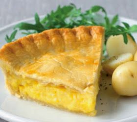 Cheese And Onion Pie, Savoury Pie, Southern Mac And Cheese, Onion Pie, School Dinners, Savoury Pies, Pie Maker, British Recipes, Cheese Pie