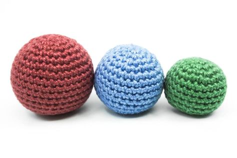 Crochet Cat Toys, Crochet Unique, Crochet Ball, Half Double Crochet Stitch, Confection Au Crochet, Crochet Amigurumi Free, Haken Baby, Double Crochet Stitch, Crochet Diy