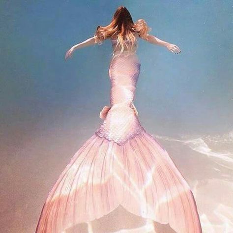 Mermaid Tail Aesthetic, Tail Aesthetic, Pink Mermaid Tail, Realistic Mermaid Tails, Realistic Mermaid, No Ordinary Girl, Take A Leap Of Faith, Silicone Mermaid Tails, Mermaid Photography