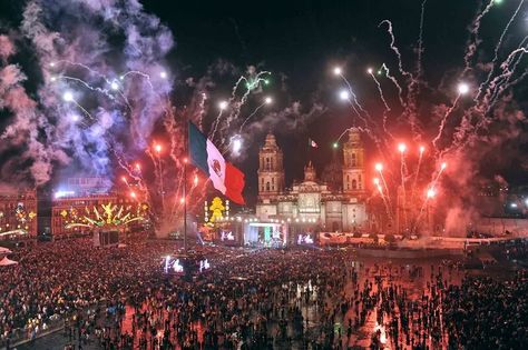 Septiembre, mes de fiestas patrias. ¡Pura fiesta mexicana! | Stanza Hotel New Years Eve Fireworks, Mexican Independence Day, Mexican Traditions, Outfits For Mexico, New Year Art, Mexican Culture, Beautiful Places In The World, Art Activities, International Travel