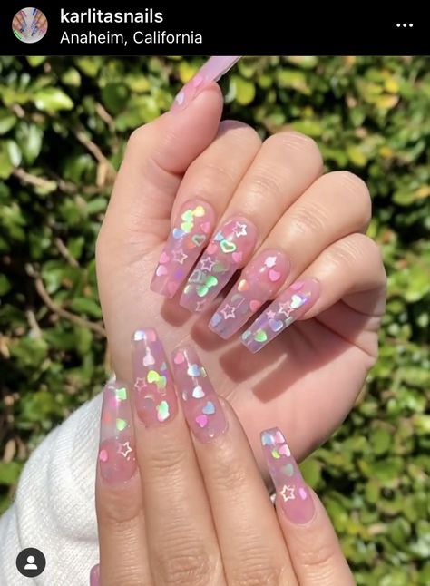 Pink Confetti Nails Glitter, Nail Designs Clear Sparkle, Cute Japanese Nails Kawaii, Clear Acrylic Nail Ideas, Clear Pink Acrylic Nails With Glitter, Clear Confetti Nails, Encapsulated Star Nails, Cutesy Nails Acrylic, Star Confetti Nails