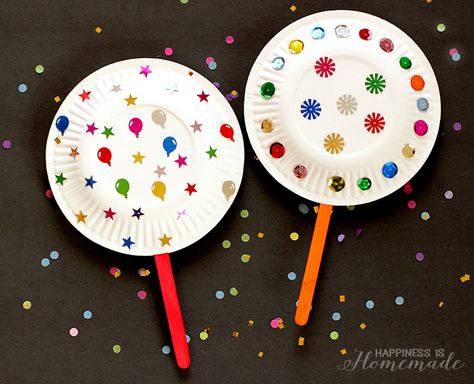 Paper Plate Shaker Noisemakers for New Years Eve - Kids Craft News Years Crafts For Kids, New Year's Eve Crafts, Kids New Years Eve, New Year's Eve Activities, New Years Eve Games, January Crafts, Paper Plate Crafts For Kids, New Years Activities, New Year Art