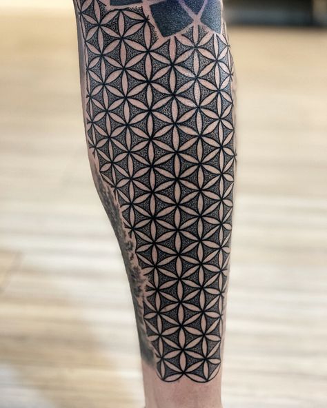 Brandon Crone Geometric Tattoo Filler, Geometric Tattoo Stencil, Tato Mandala, Geometric Tattoo Pattern, Flower Of Life Tattoo, Small Wave Tattoo, Tattoo Sleeve Filler, Geometric Mandala Tattoo, Geometric Sleeve Tattoo