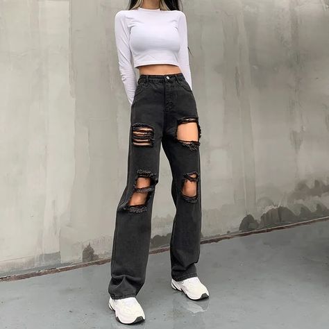 Black Y2k Fashion, Black Jeans With Holes, Slacks For Women, Black Jeans Women, Womens Fashion Jeans, Oversized Jeans, High Street Fashion, Black Ripped Jeans, Denim Pants Women