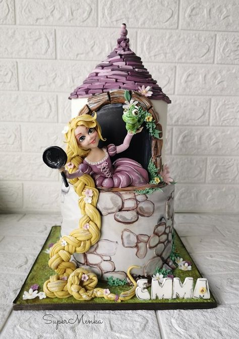 #rapunzel #fairytale #girlsbirthday #cake #cakedecorating #cakeart #cakedecor #cakesdecor Rapunzel Torte, Tangled Doll, Rapunzel Birthday Cake, Disney Princess Birthday Cakes, Bolo Rapunzel, Disney Themed Cakes, Rapunzel Cake, Showstopper Cakes, Disney Princess Cake