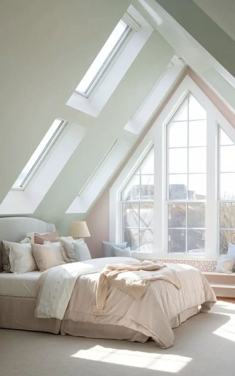 29 Cozy Attic Bedroom Ideas for a Dreamy Retreat Cozy Attic Bedroom, Attic Bedroom Ideas, Cozy Attic, Attic Bedroom Designs, Modern Style Bedroom, Small Attic, Modern Bedroom Interior, Attic Bedrooms, Attic Spaces