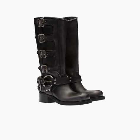 These leather boots reinvent a typically masculine design to express bold, rebellious femininity. Biker Boots Outfit, Miu Miu Boots, Target Boots, Boots Png, Prada 2005, Black Hunter Boots, Boots Biker, Boots 2023, Black Hunter