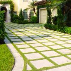 Concrete pavers and grass driveway. Could also use brick or line with bricks and put concrete pavers in the middle Driveway Ideas Cheap, Grass Driveway, Beautiful Driveways, Permeable Driveway, Grass Pavers, Permeable Pavers, Driveway Design, Driveway Landscaping, Paver Driveway