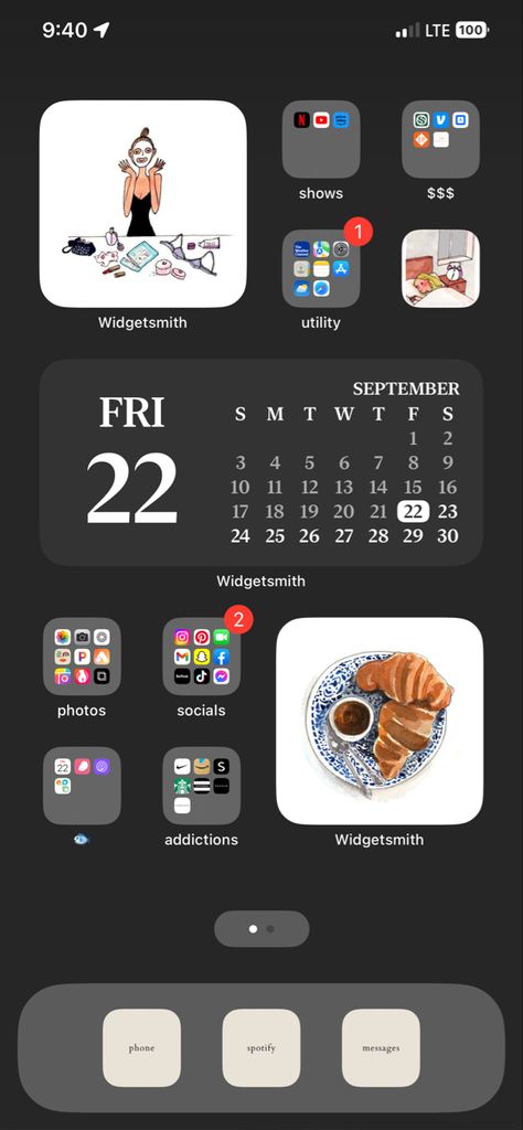 Apple Widget Ideas, Simple Iphone Homescreen Layout, Phone Arrangement Ideas, Clean Iphone Layout, Widgets On Lock Screen, Iphone Organization Apps, Iphone Asethic, Widgets Aesthetic Ideas, Aesthetic Iphone Organization