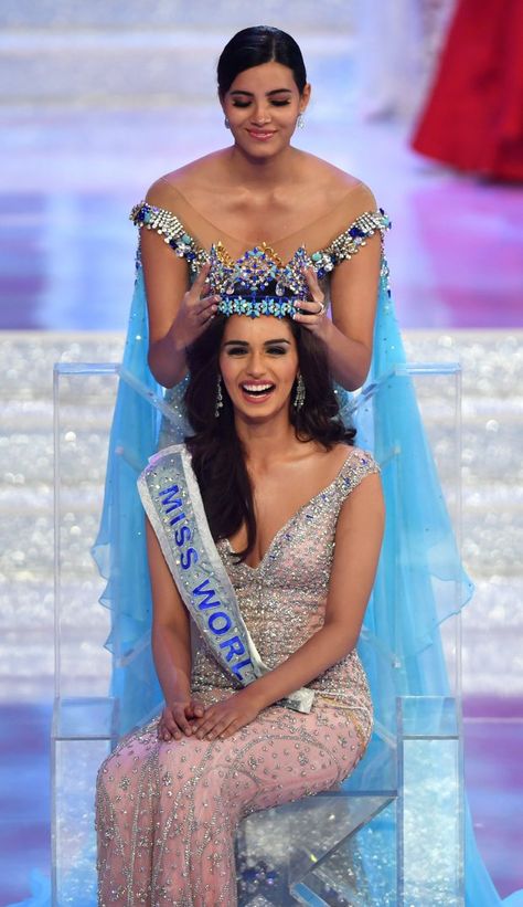 MISS WORLD BEAUTY CONTEST WINNER IS MISS INDIA  Miss England comes second runner-up in Miss World 2017 competition Manushi Chillar, Miss Colombia, Manushi Chhillar, Beauty Regime, Miss India, Porto Rico, Beauty Event, Modeling Tips, Holistic Beauty