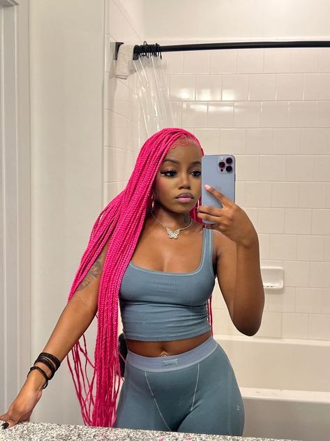 Pink Medium Knotless Braids, Pink Soft Locs Black Women, Pink Braid Hairstyles, Pink Knotless Braids, Pink Short Hair, Cute Box Braids, Big Box Braids Hairstyles, Colored Braids, Girl Braided Hairstyles