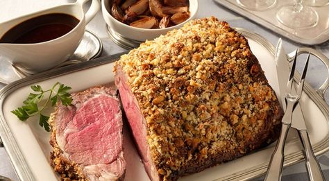 Prime Rib with Blue Cheese Crust and Shallot Jus Weber Grill Recipes, Crusted Prime Rib, Weber Recipes, Prime Rib Recipes, Jus Recipe, Bbq Beef Ribs, Meal Hacks, Beef Roasts, Grilled Beef Recipes