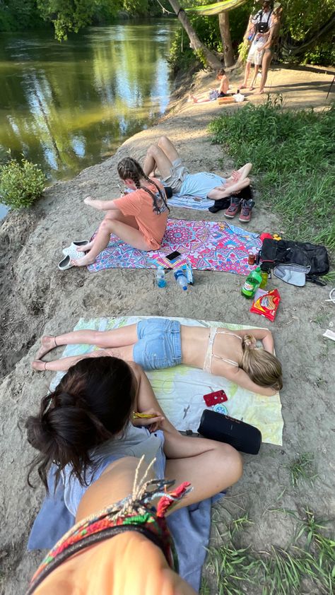 River Outfits Summer, River Day Aesthetic, River Girl Aesthetic, River Swimming Aesthetic, River Aesthetic Summer, Bathing In River Aesthetic, River Bath Women, River Outfit, River Time