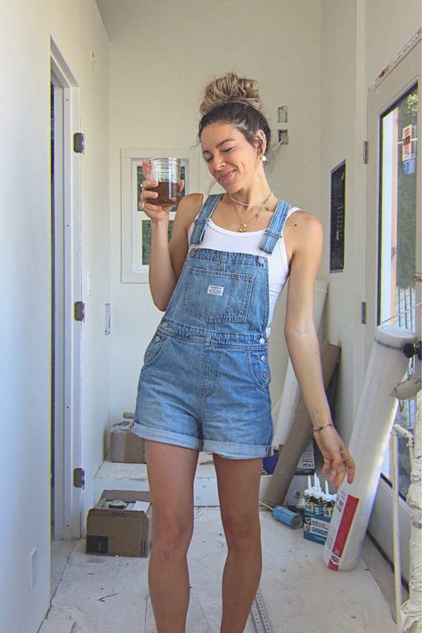 Shop Vintage Women's Shortalls and other curated products on LTK, the easiest way to shop everything from your favorite creators. Denim Shortalls Outfit, Short Overalls Outfit 90s, 90s Summer Outfits Aesthetic Vintage, Short Overalls Outfit Aesthetic, Dangri Outfit, Overall Shorts Outfit Fall, Shortalls Outfit Summer, Style Short Overalls, Overalls Outfit 90s