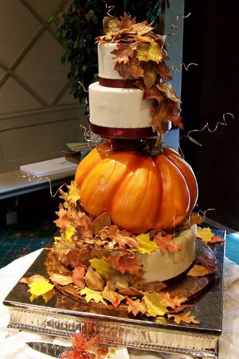 Pumpkin Wedding Cakes, Fall Themed Wedding Cakes, Halloween Wedding Cakes, Cake Wrecks, Thanksgiving Cakes, Pumpkin Wedding, Fondant Wedding Cakes, Tiered Cake, Themed Wedding Cakes