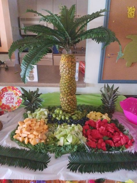 Jimmy Buffett Party, Hollywood Food, Palm Tree Fruit, Stitch Party, Fruit Display, Jimmy Buffett, Fruit Tray, School Dances, Brunch Party