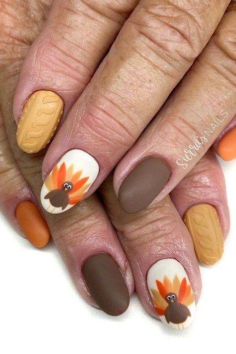 Thanksgiving nail art 🦃 Turkey Nails Art, Cute Turkey Nails, Turkey Nails Acrylic, Thanksgiving Nails Art, Thanksgiving Nail Art Turkey, Turkey Nail Ideas, Thanksgiving Nails 2023, Thanks Giving Nail Art, Thanksgiving Themed Nails