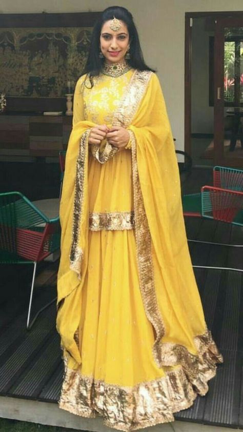 Mehndi Outfit, Mehendi Outfits, Sabyasachi Lehenga, Salwar Kamiz, Red Lehenga, Patiala Salwar, Indian Bridal Wear, Indian Woman, Yellow Outfit