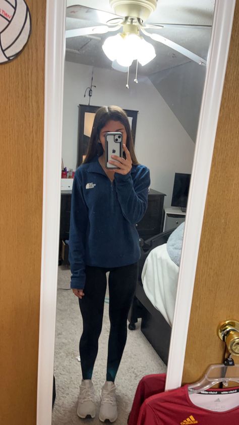 School Outfit Inspo Leggings, Leggings Inspo Outfit, North Face Zip Up Outfit, Lululemon Full Zip Scuba Outfit, School Outfits Highschool Leggings, School Outfits Mirror Pic, Basic Outfits Leggings Casual, Blue Leggings Outfit School, Track Practice Outfits Winter