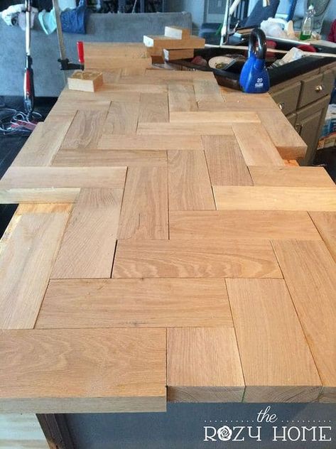 21 Kitchen Transforming DIY Countertop Ideas • Creatively Living Blog Design Kitchen Island, Island Painting, Tre Kunst, Countertops Diy, Kitchen Remodel Countertops, Outdoor Kitchen Countertops, Diy Countertops, Into The Wood, Diy Holz