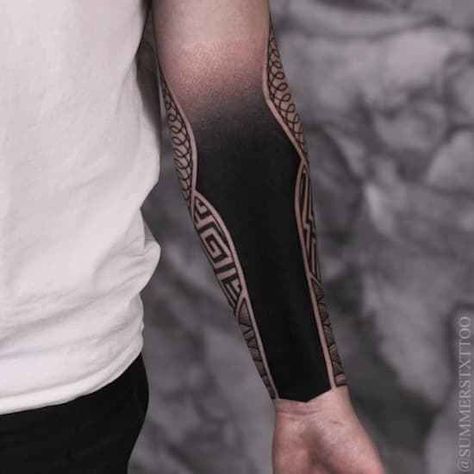 Arm Cover Up Tattoos, Black Sleeve Tattoo, Solid Black Tattoo, Geometric Sleeve Tattoo, Black Tattoo Cover Up, Blackout Tattoo, Muster Tattoos, Geometric Tattoos, Geometric Tattoo Design