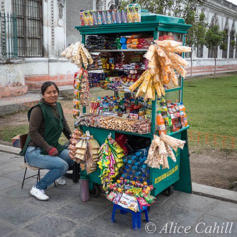 Dehydrating Food Storage, Vendor Cart, Food Vendor, Jordan Country, Bike Cart, Snack Stand, Medieval Market, Sandwich Ideas, Street Vendors