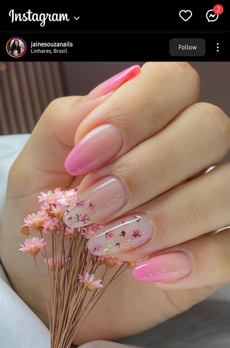 Simple Spring Nails, Pink Ombre Nails, Pink Nail Art, Spring Nail Designs, Easy Nails, Almond Shaped, Sparkly Nails, Pink Nail, Stick On Nails