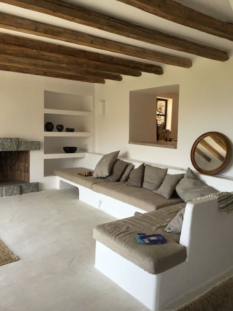 Ideas For Your Room, Coffee Shop Concept, Built In Sofa, Interior Design Per La Casa, Adobe House, Concept Ideas, Cob House, Nursery Baby Room, Teen Bedroom Decor